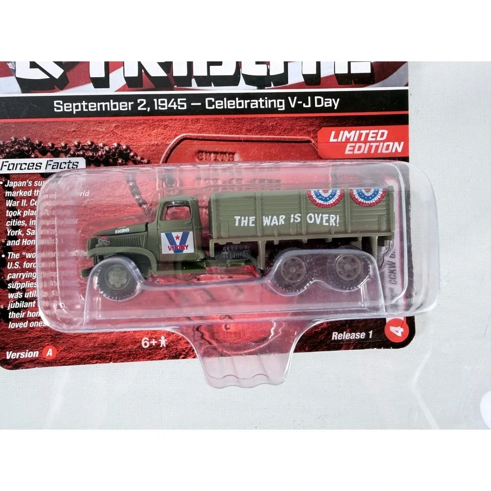 Johnny Lightning Victory &‎ Tribute V-E GMC CCKW 6x6 Troop Carrier Version A
